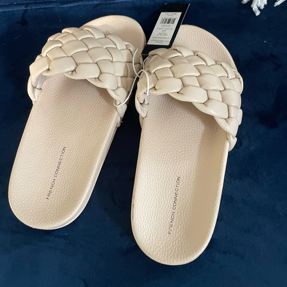 FC taupe braided slides. Size 6 & 7 - Picture 2 of 4